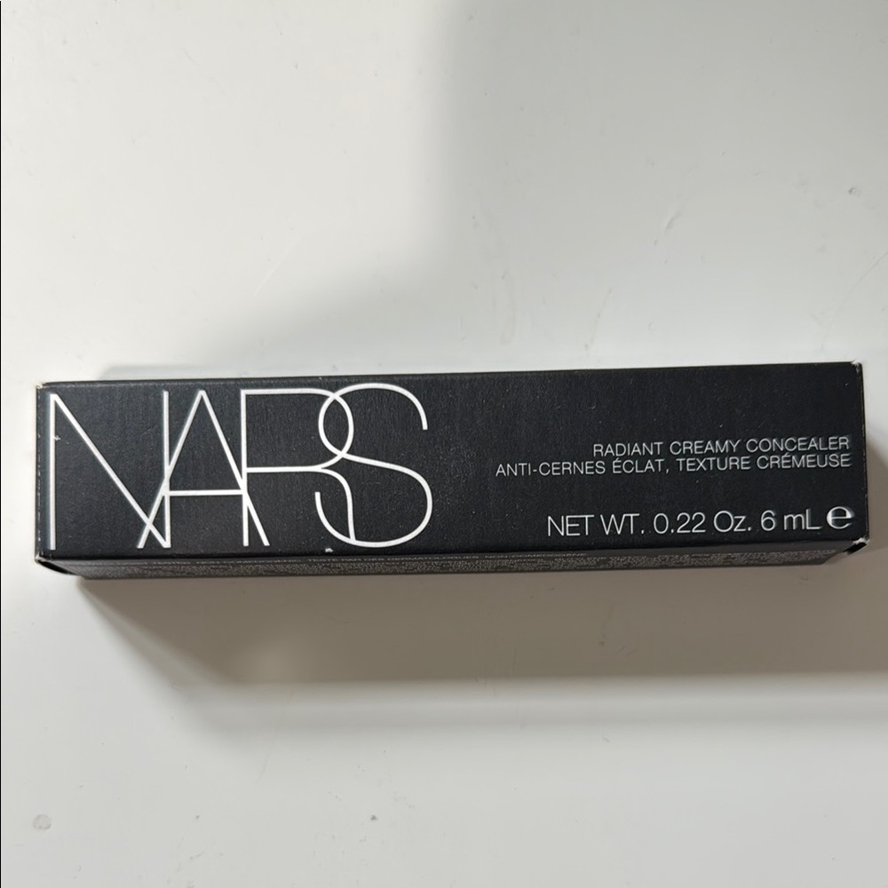 NARS Radiant Creamy Concealer in Black